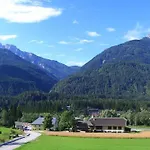 Gudrun Bernhard Apartment Berg im Drautal